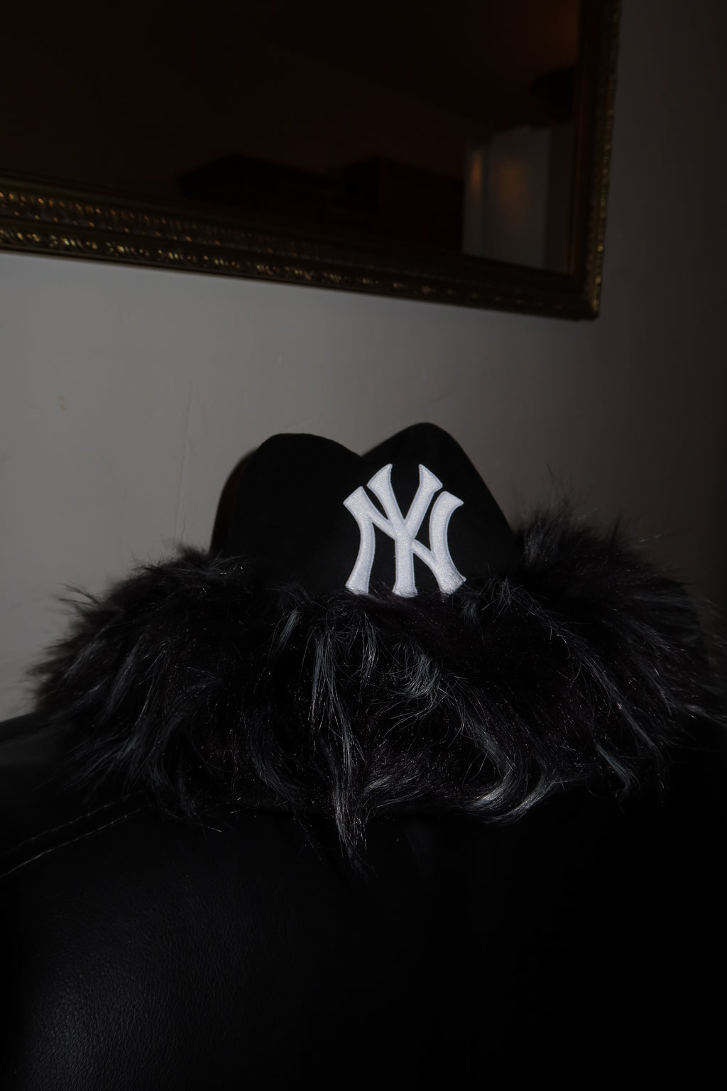 NY iconic fur black ice