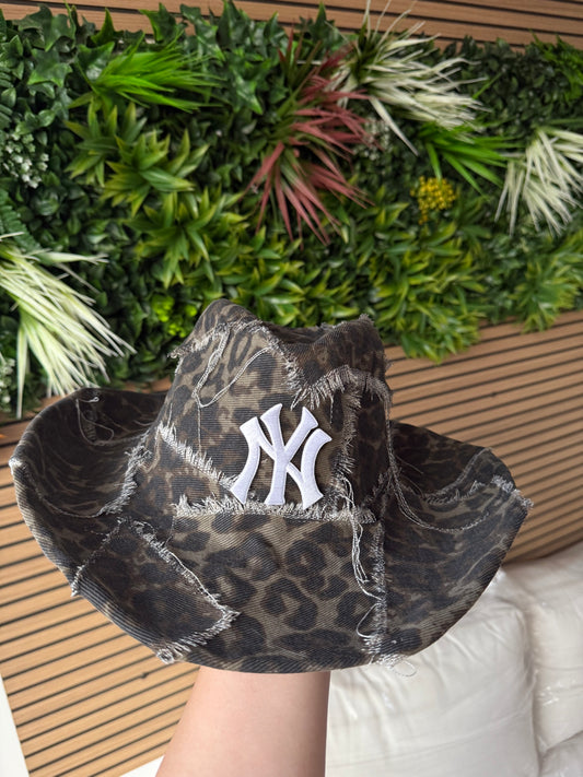Leopard dark ny