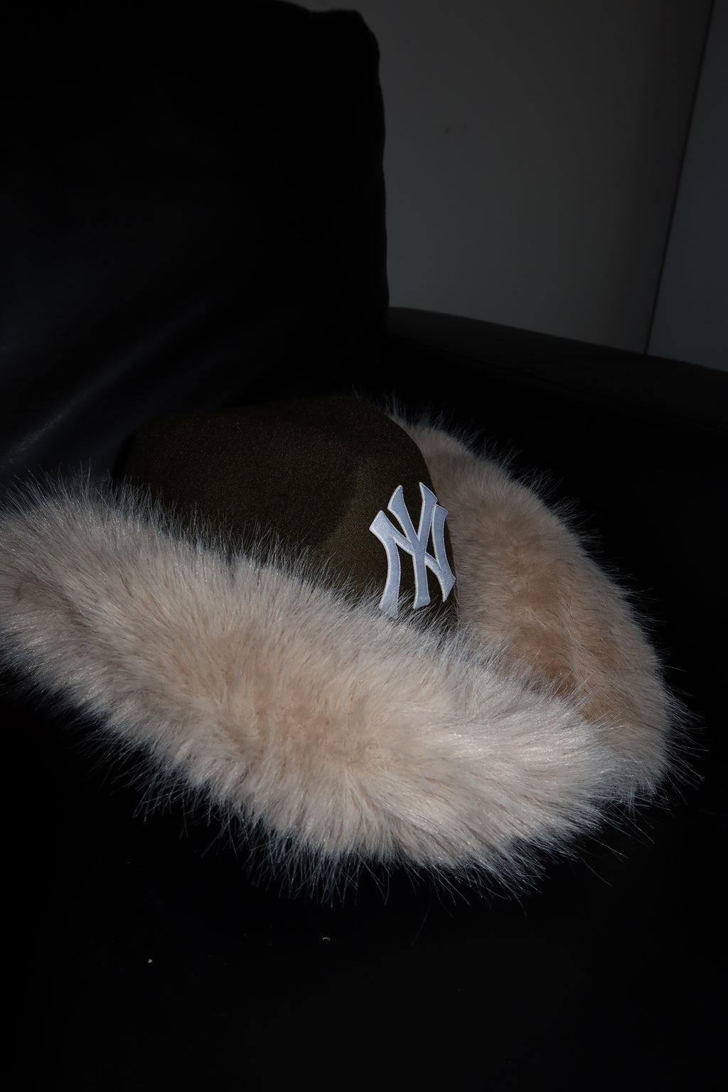 NY iconic fur green and beige