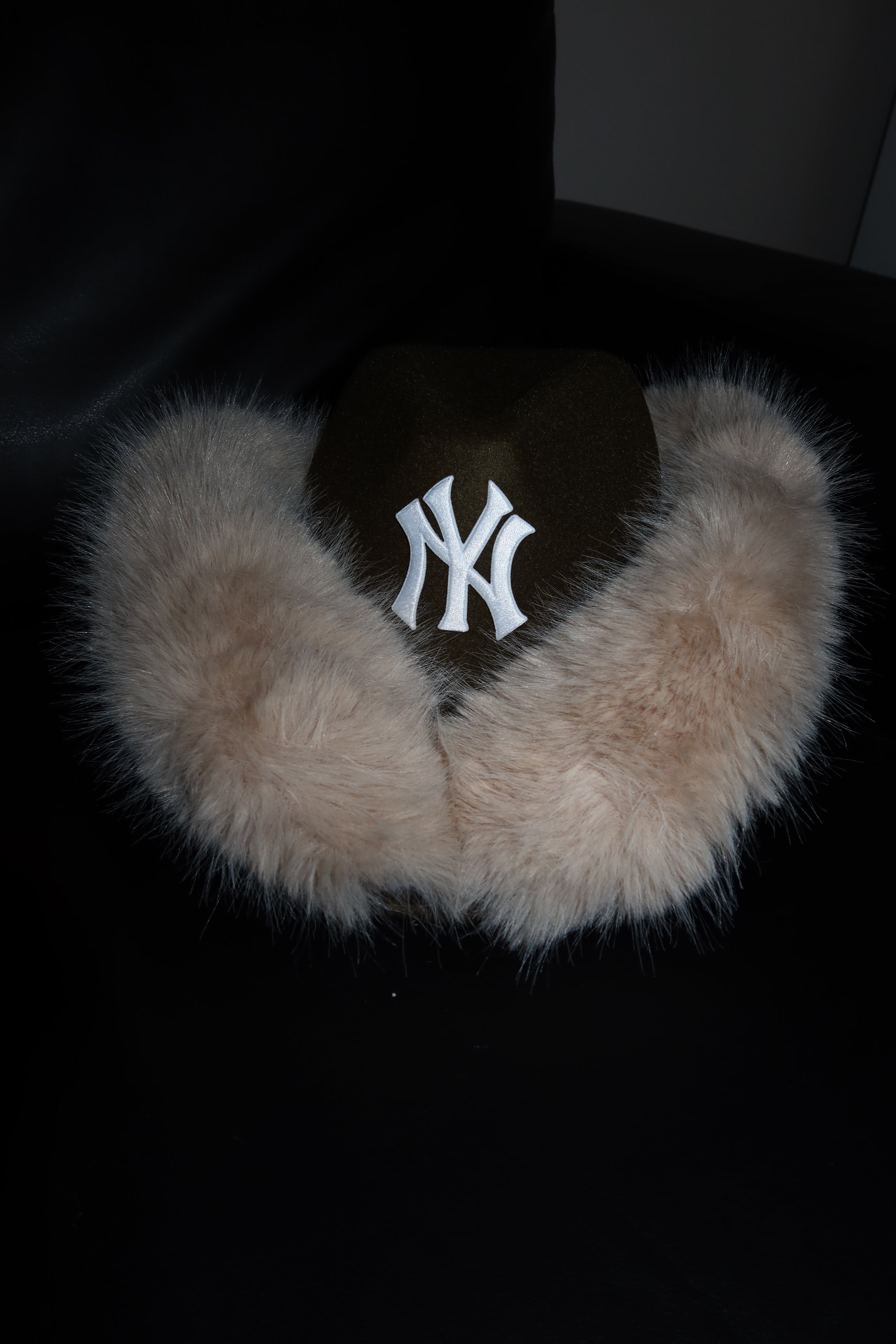NY iconic fur green and beige