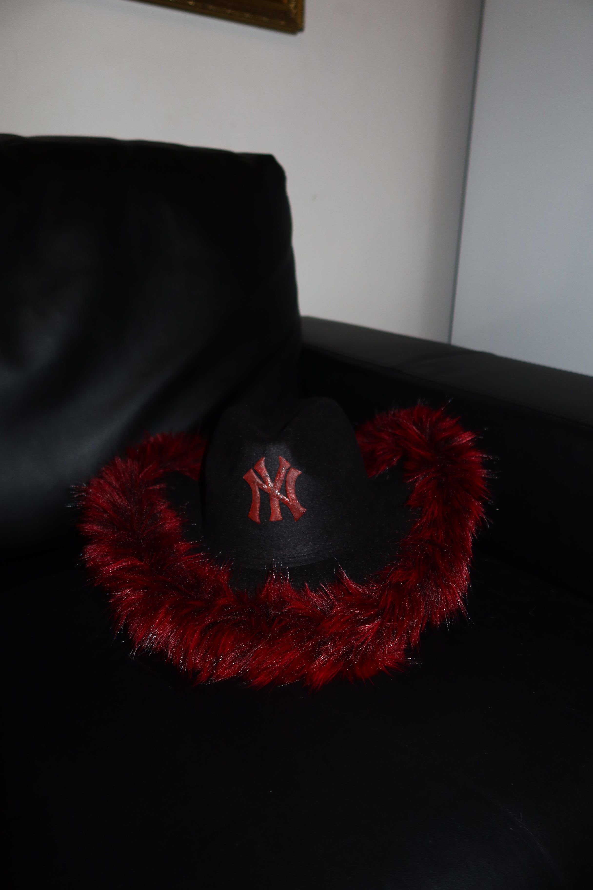 NY iconic fur red